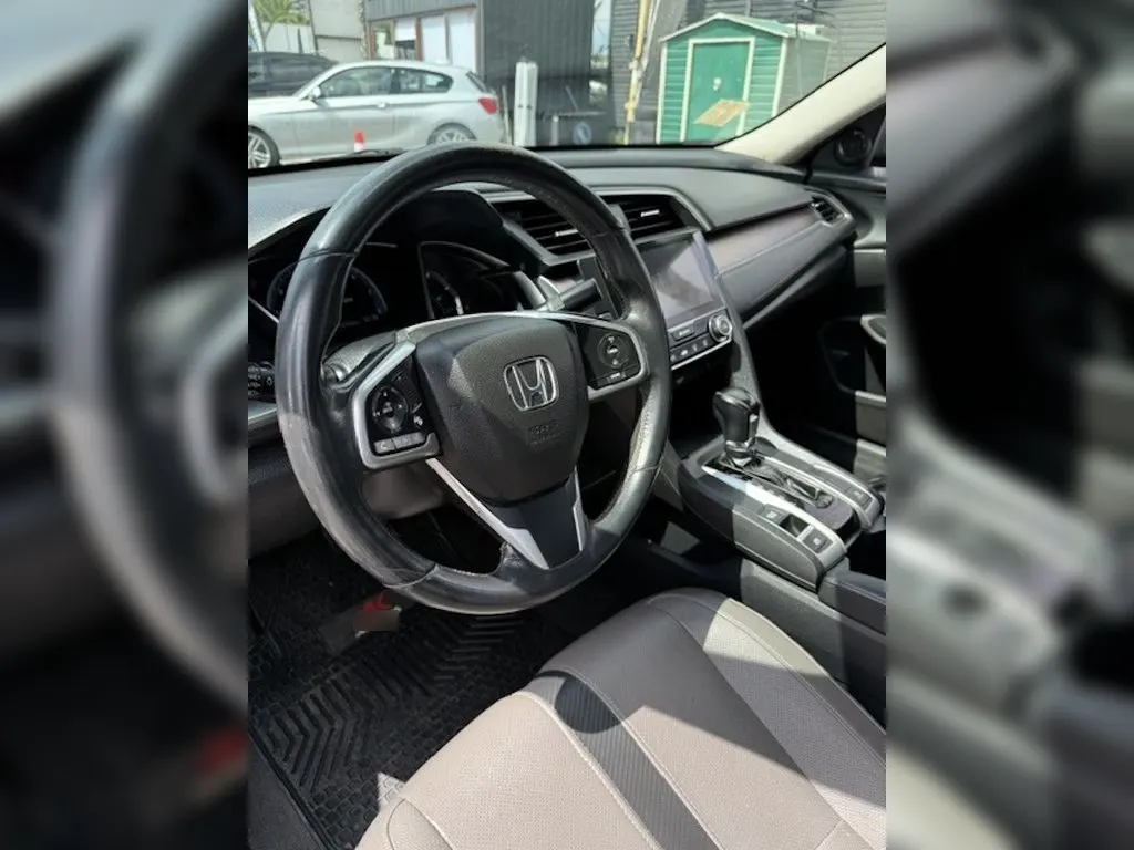 Honda Civic 1.5 T Ex 4x2 At 4p año 2017