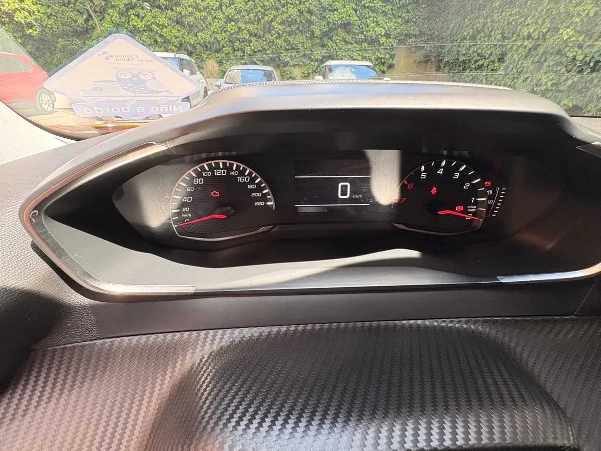 PEUGEOT 2008 1.5 Active Bluehdi 100 Mt Diesel año 2020