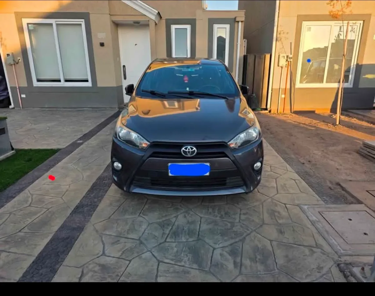 TOYOTA YARIS 1.5 Sport Sport At año 2016
