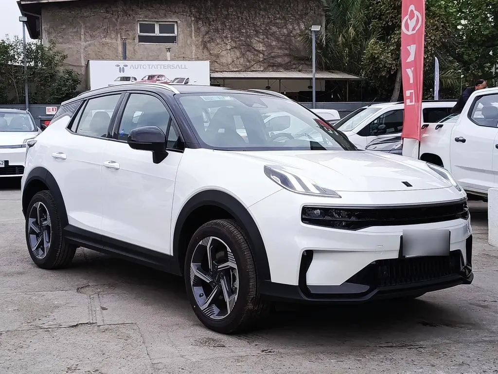 Lynk&Co 06 1.5 Halo año 2027