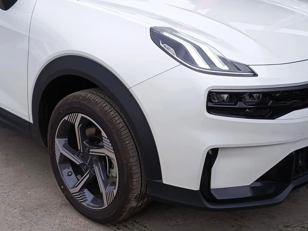 Lynk&Co 06 1.5 Halo año 2027