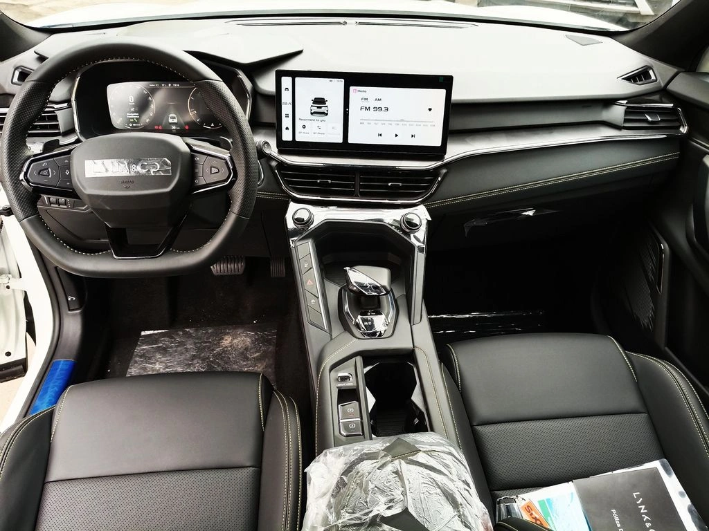 Lynk&Co 06 1.5 Halo año 2027