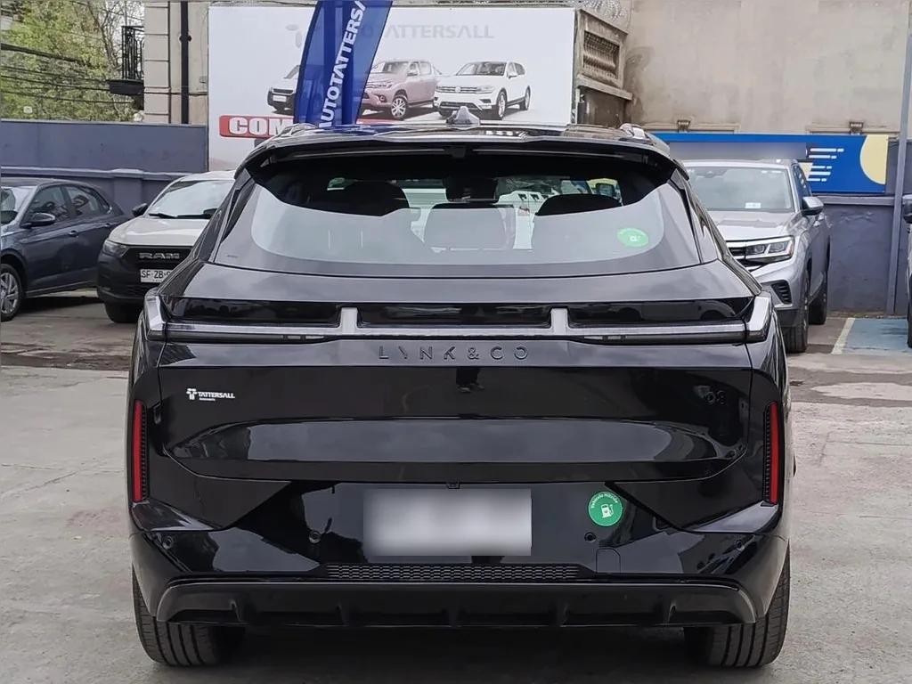 Lynk&Co 08 Phev Halo año 2027