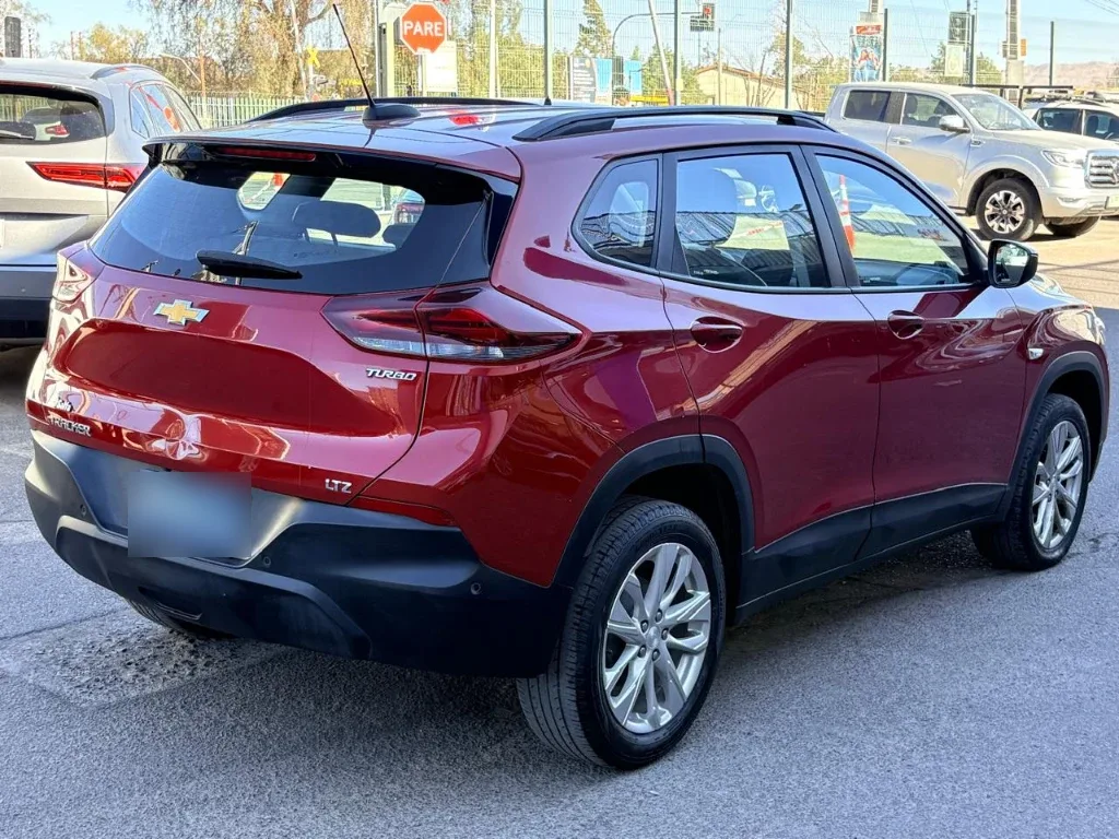 Chevrolet Tracker 1.2t Ltz R 4x2 At 5p año 2025