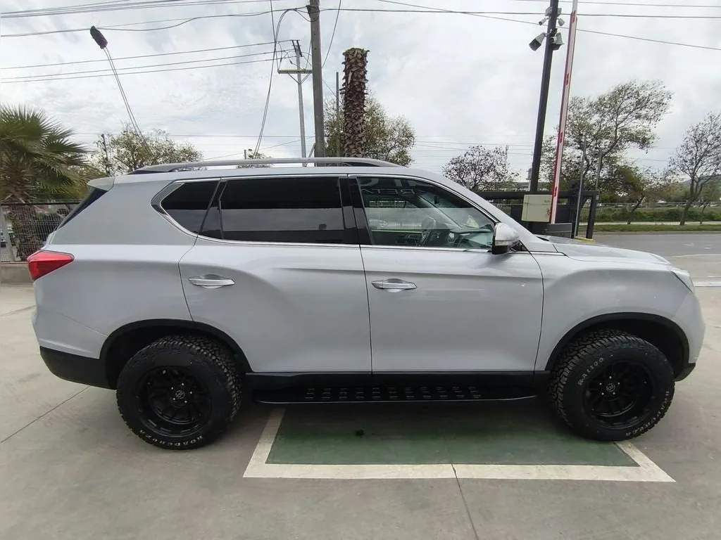 Ssangyong Rexton New Rexton 2.2 Mt Diesel año 2022