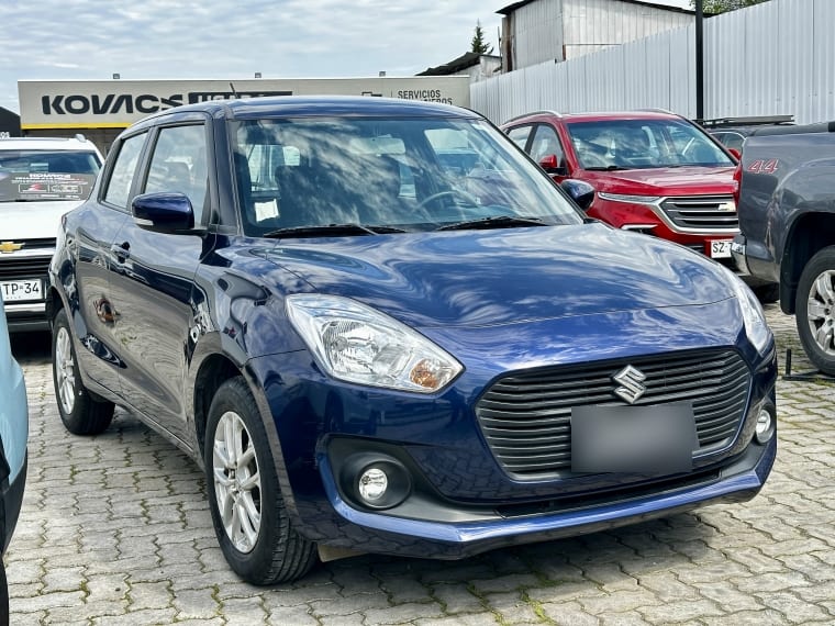 Suzuki Swift 1.2 Gl Mt año 2021