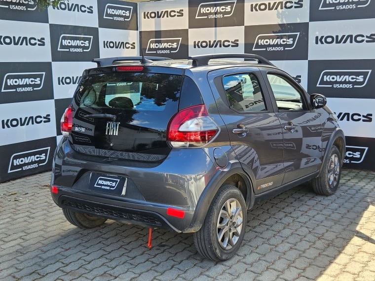Fiat Mobi Mobi Trekking 1.0 año 2021