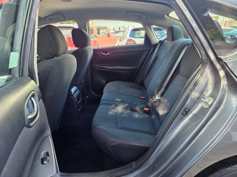 Nissan Sentra Sentra B17 1.8 año 2021