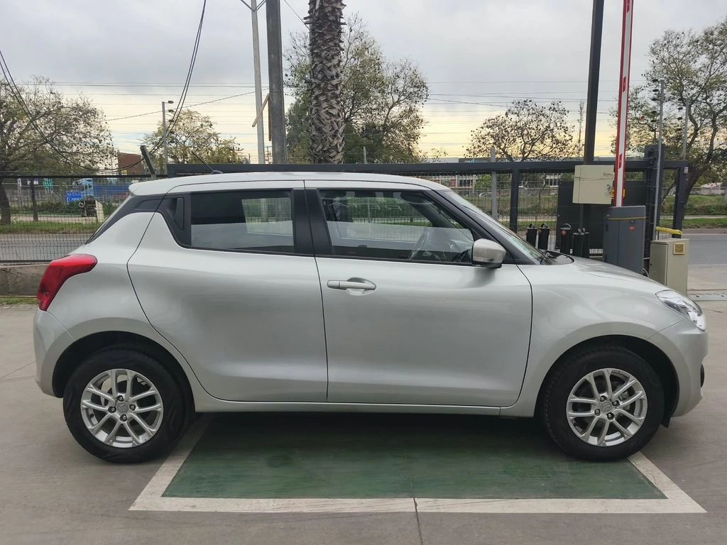 Suzuki Swift Gl 1.2 Mt año 2025