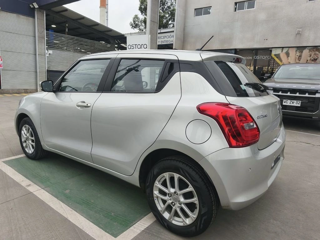 Suzuki Swift Gl 1.2 Mt año 2025