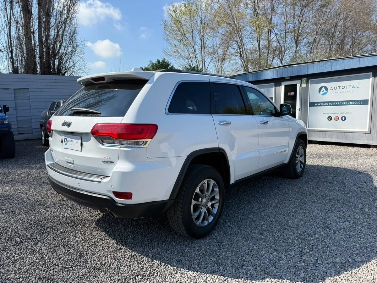 JEEP GRAND CHEROKEE  año 2016