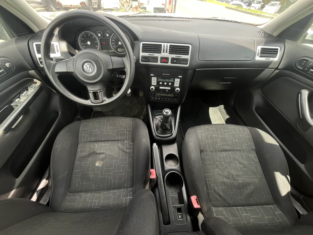 Volkswagen Bora 2.0 Trendline Mt año 2011