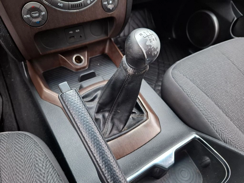 Ssangyong Rexton 2.0 Diesel 2wd Mt 5p año 2016