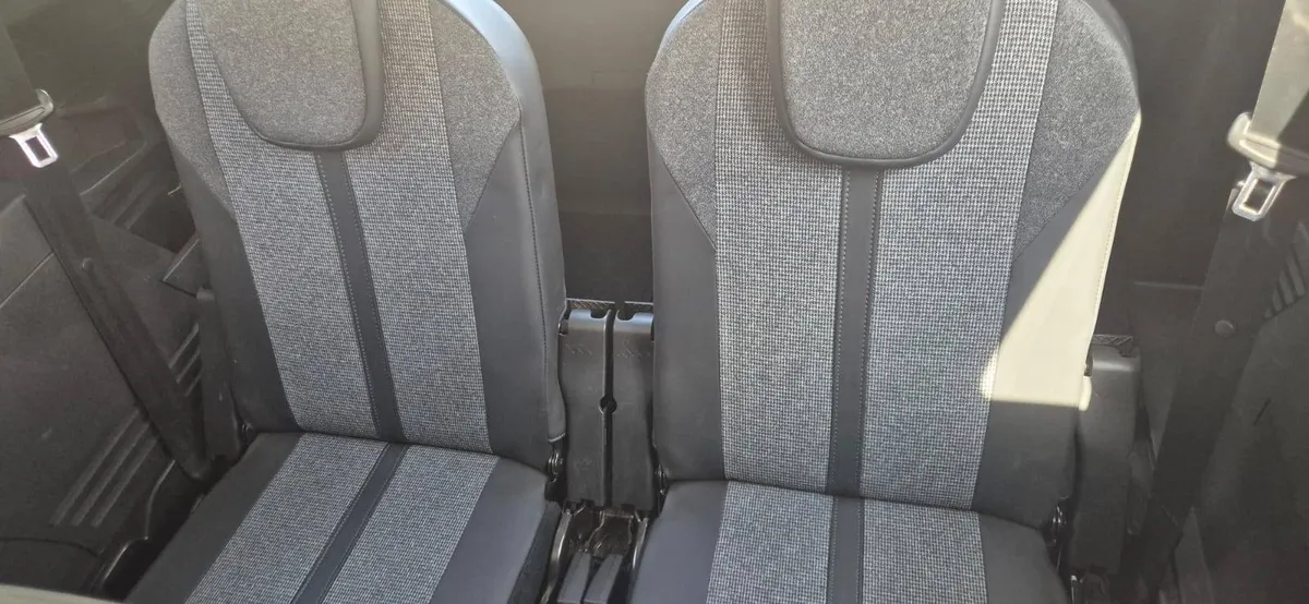 Peugeot 5008 2.0 Gt Bluehdi 180hp E6 At Diesel año 2018