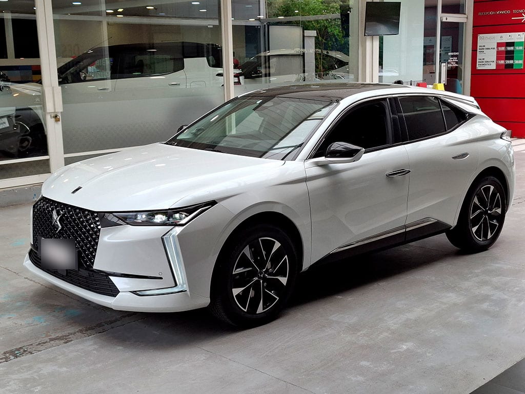 DS Automobiles 4 Aaa año 2026
