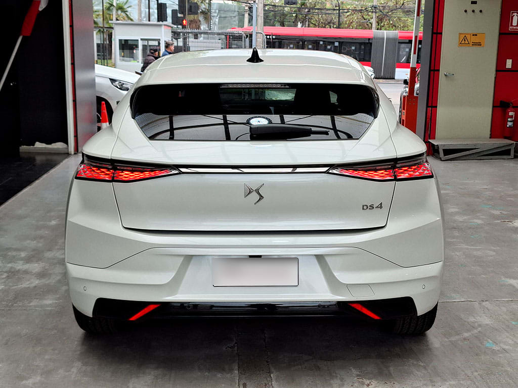 DS Automobiles 4 Aaa año 2026
