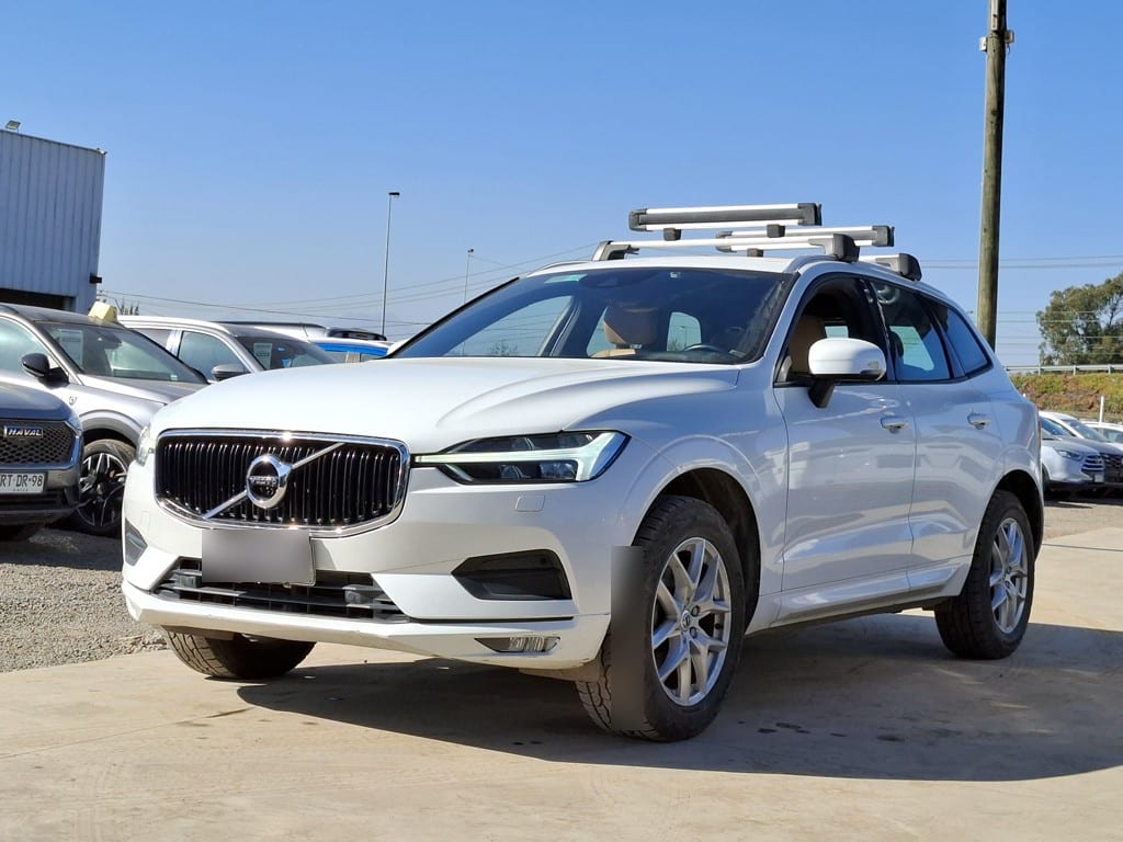 Volvo Xc60 2.0 D4 Diesel Kinetic 4x4 At 5p año 2018