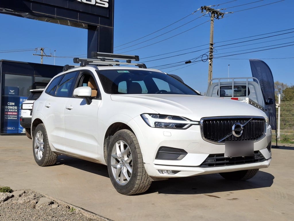 Volvo Xc60 2.0 D4 Diesel Kinetic 4x4 At 5p año 2018