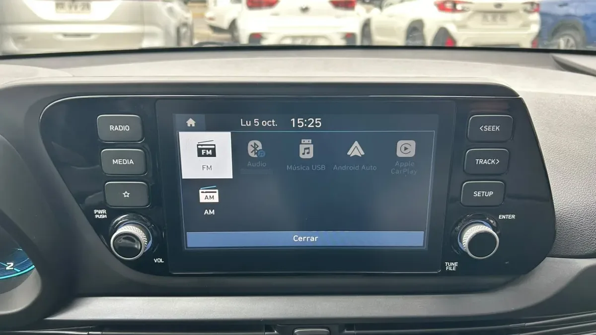 Hyundai I20 1.4 Plus Fl Bi3 4x2 Hb Mt 5p año 2025
