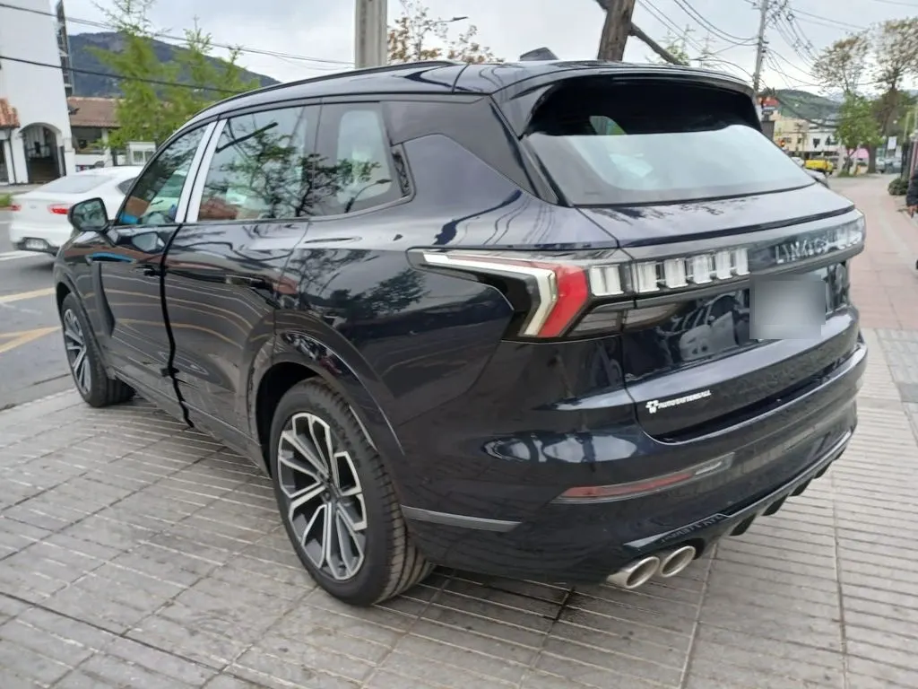 Lynk&Co 09 09 Halo 2.0t Hibrido año 2027