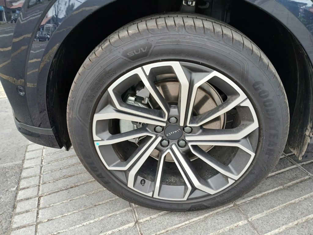 Lynk&Co 09 09 Halo 2.0t Hibrido año 2027