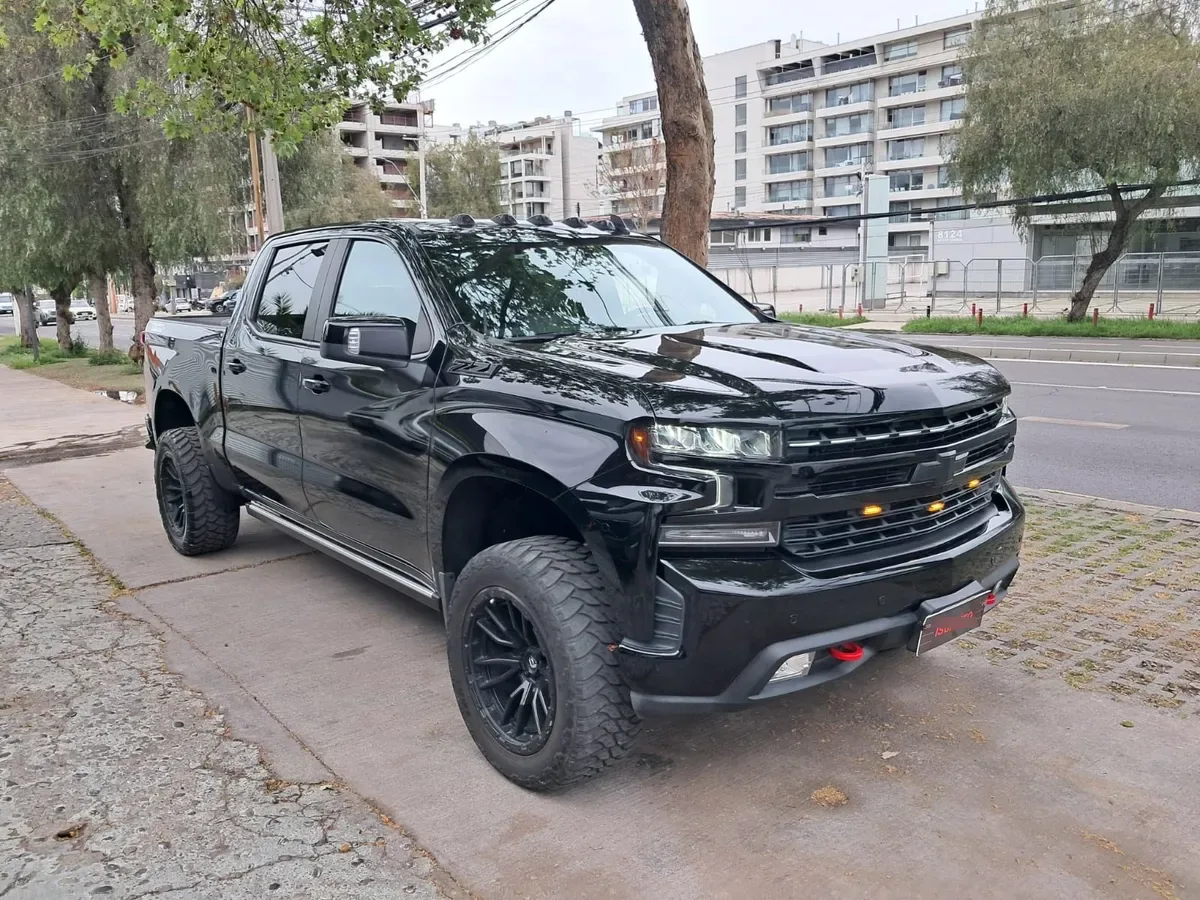 CHEVROLET SILVERADO 5.3 Cc Lt Tb At 4x4 año 2022