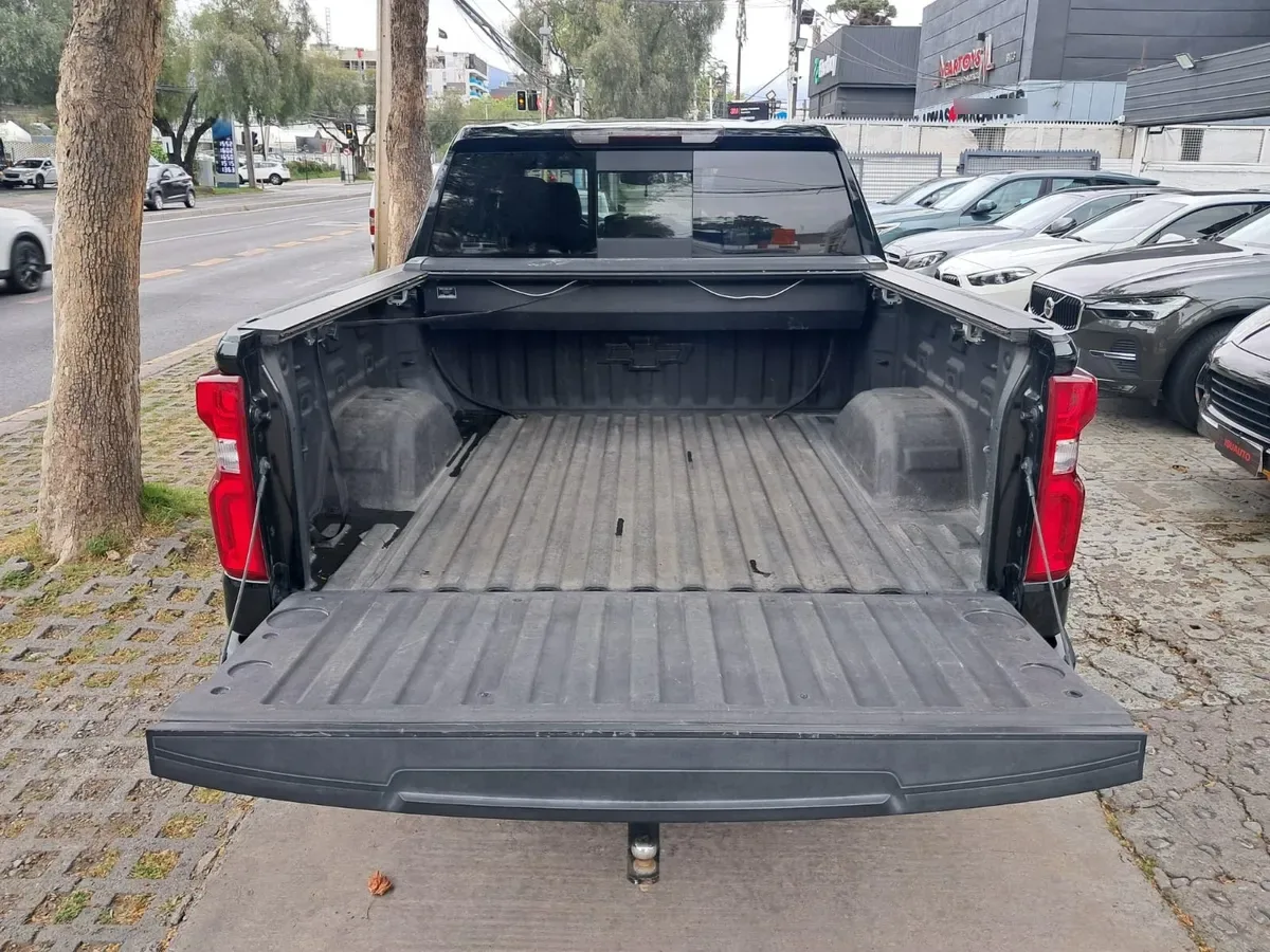 CHEVROLET SILVERADO 5.3 Cc Lt Tb At 4x4 año 2022