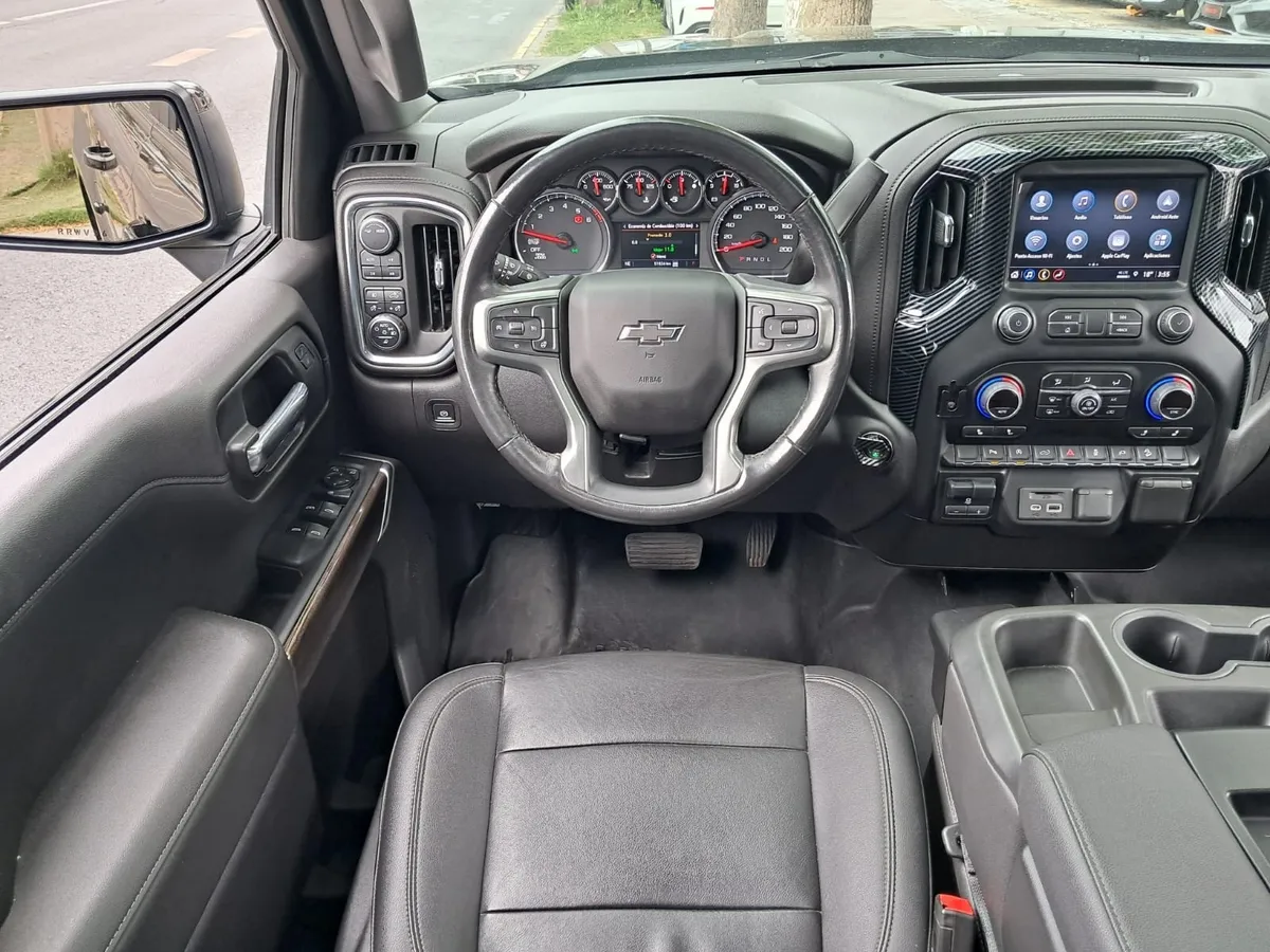 CHEVROLET SILVERADO 5.3 Cc Lt Tb At 4x4 año 2022