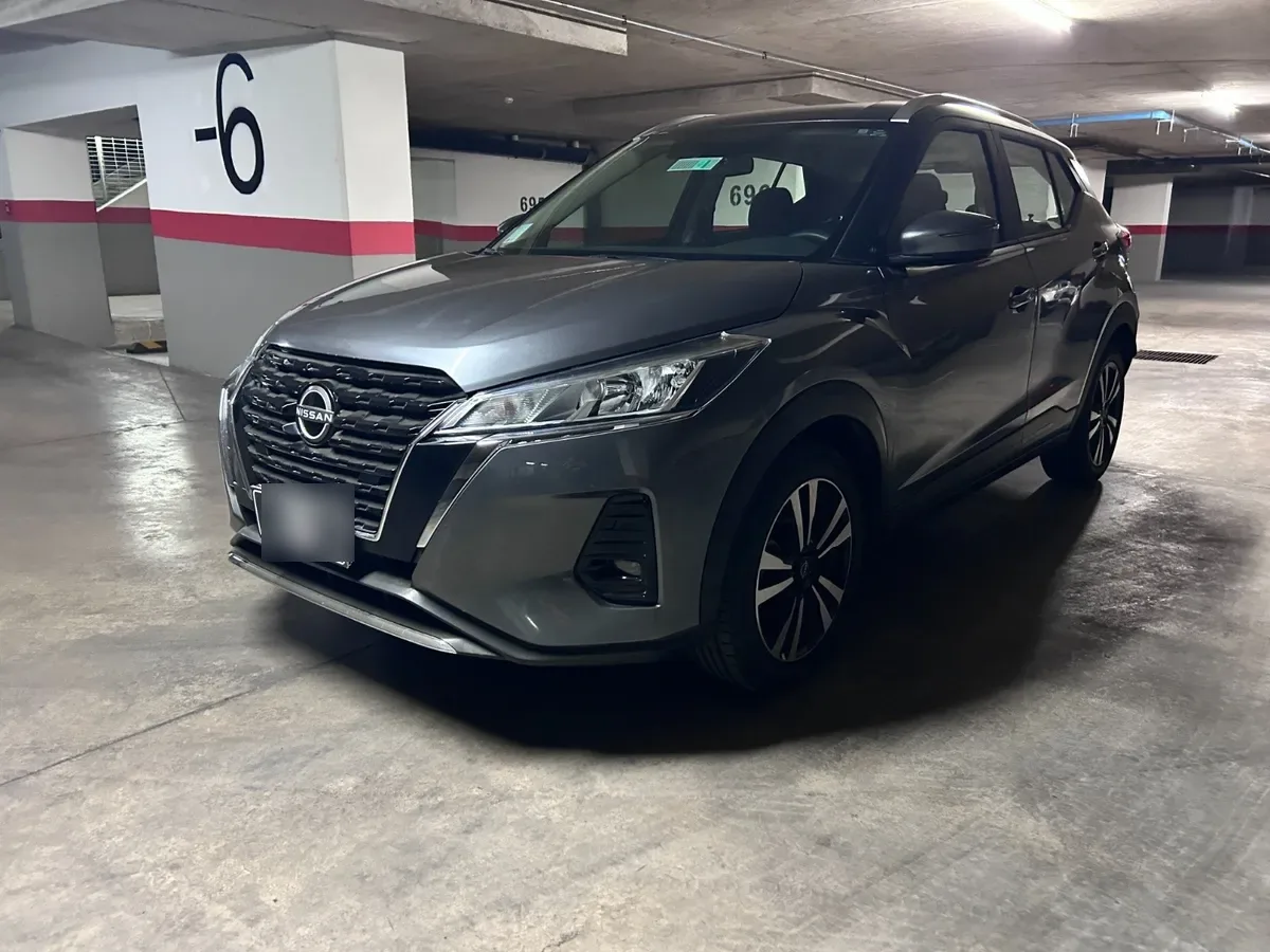NISSAN KICKS  año 2024