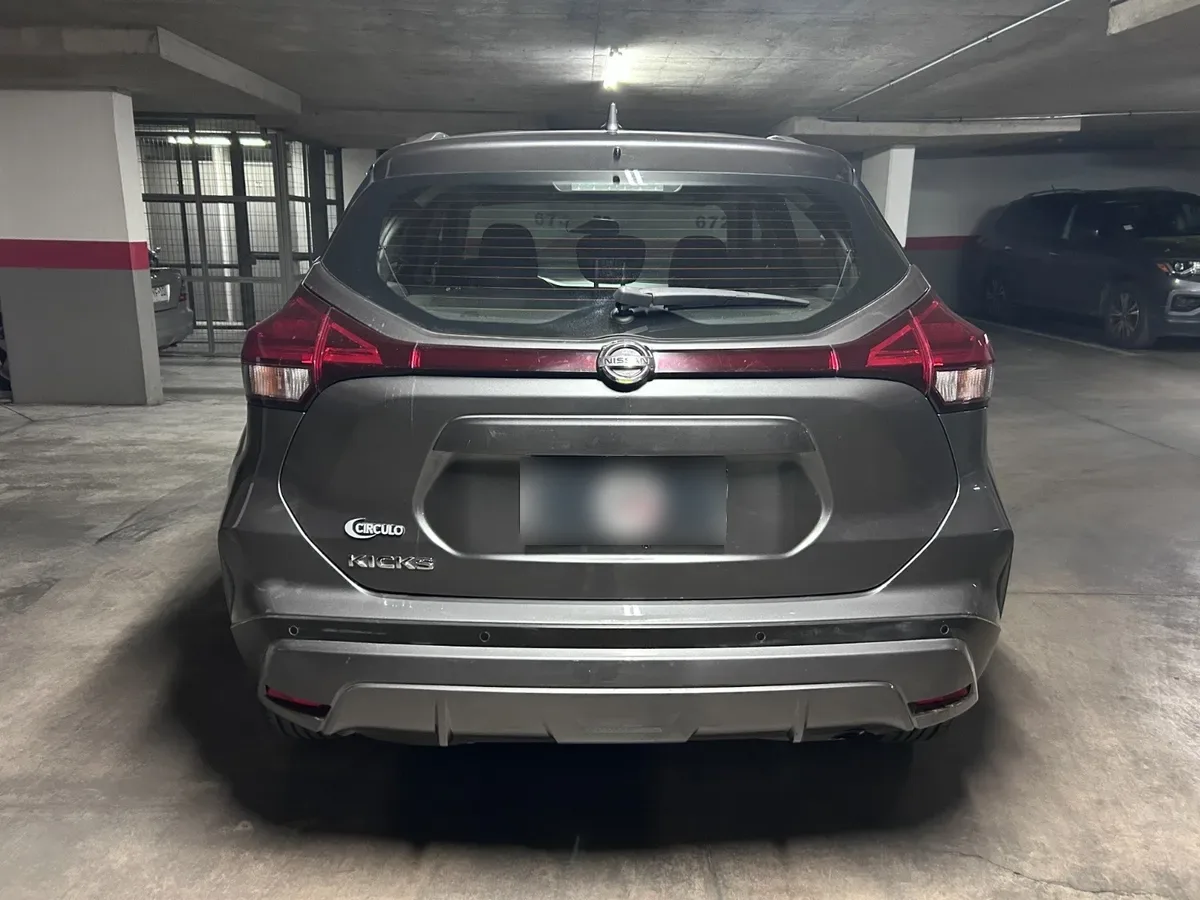 NISSAN KICKS  año 2024