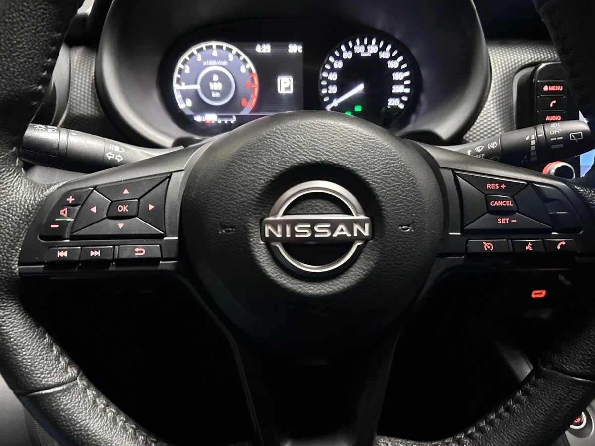 NISSAN KICKS  año 2024