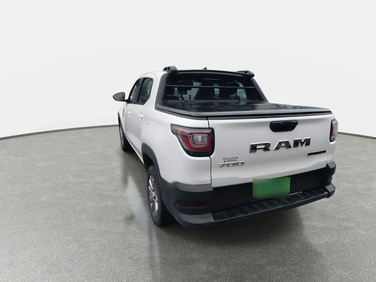 Ram 700 1.4 Bighorn 4x2 Dob. Cab. Mt 4p año 2024