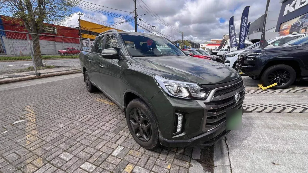 Ssangyong Musso 2.2 Td Grand Limited Diesel 4wd Nueva Radio At6 4p año 2025