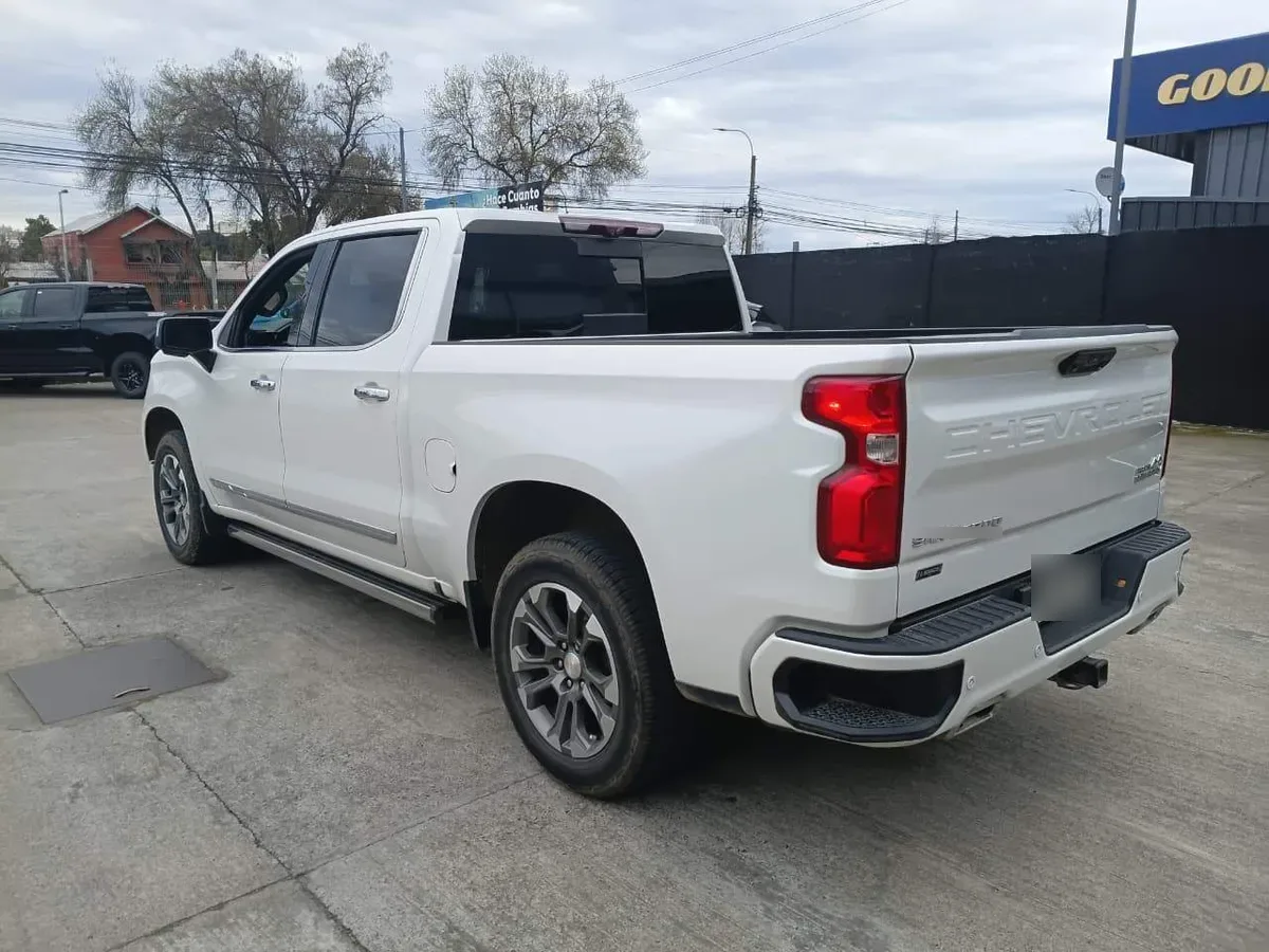 Chevrolet Silverado 3.0 High Country 4x4 At 4p año 2023