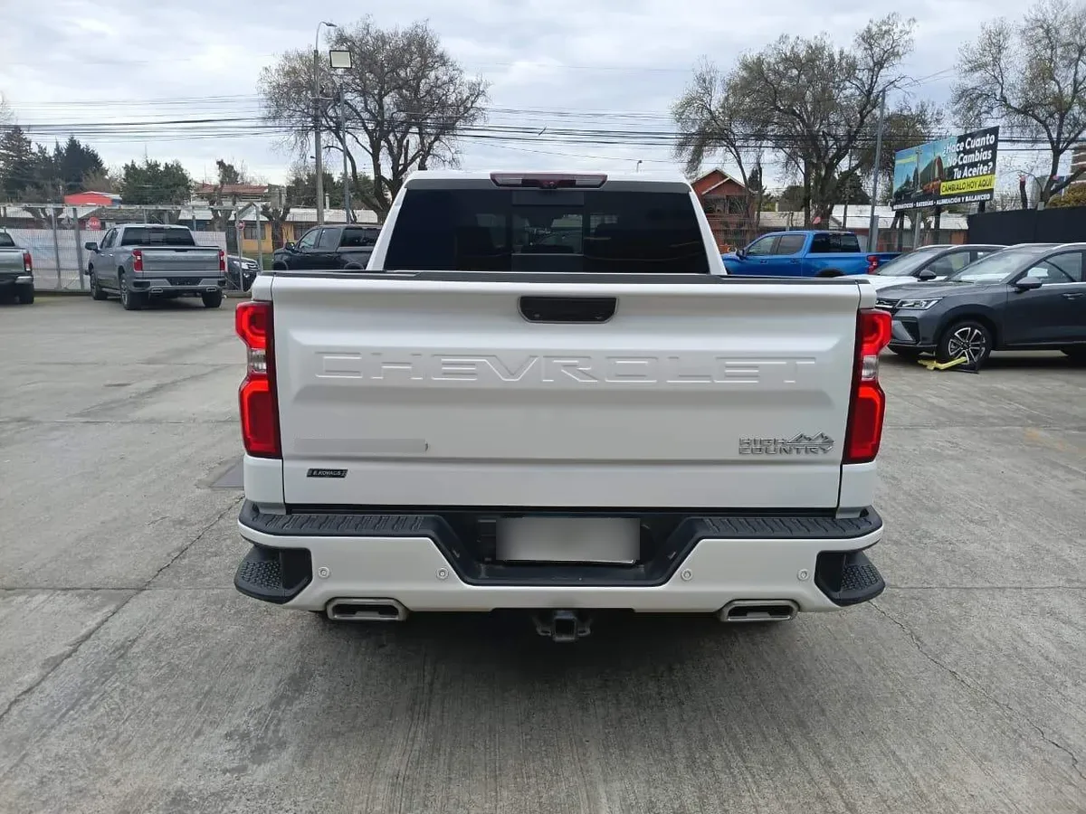 Chevrolet Silverado 3.0 High Country 4x4 At 4p año 2023