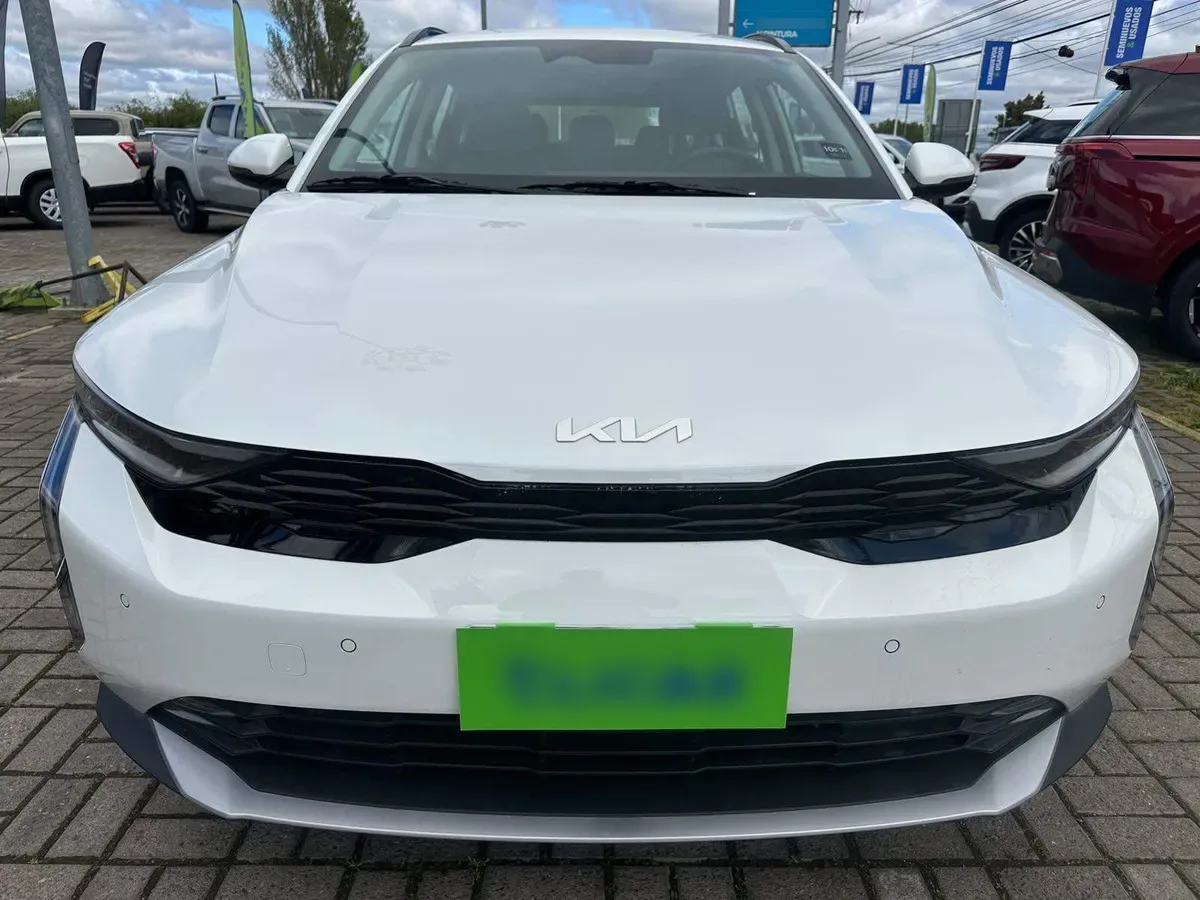 Kia K3 Cross 1.6 Ex Full 4x2 Mt 5p año 2026