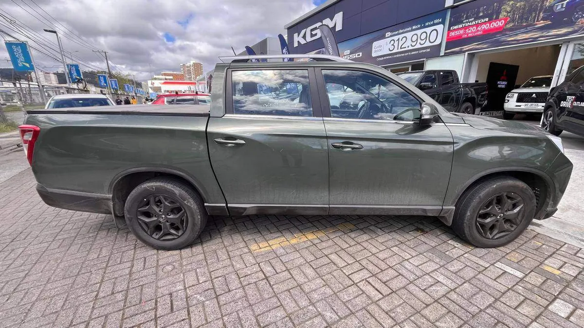 Ssangyong Musso 2.2 Td Grand Limited Diesel 4wd Nueva Radio At6 4p año 2025