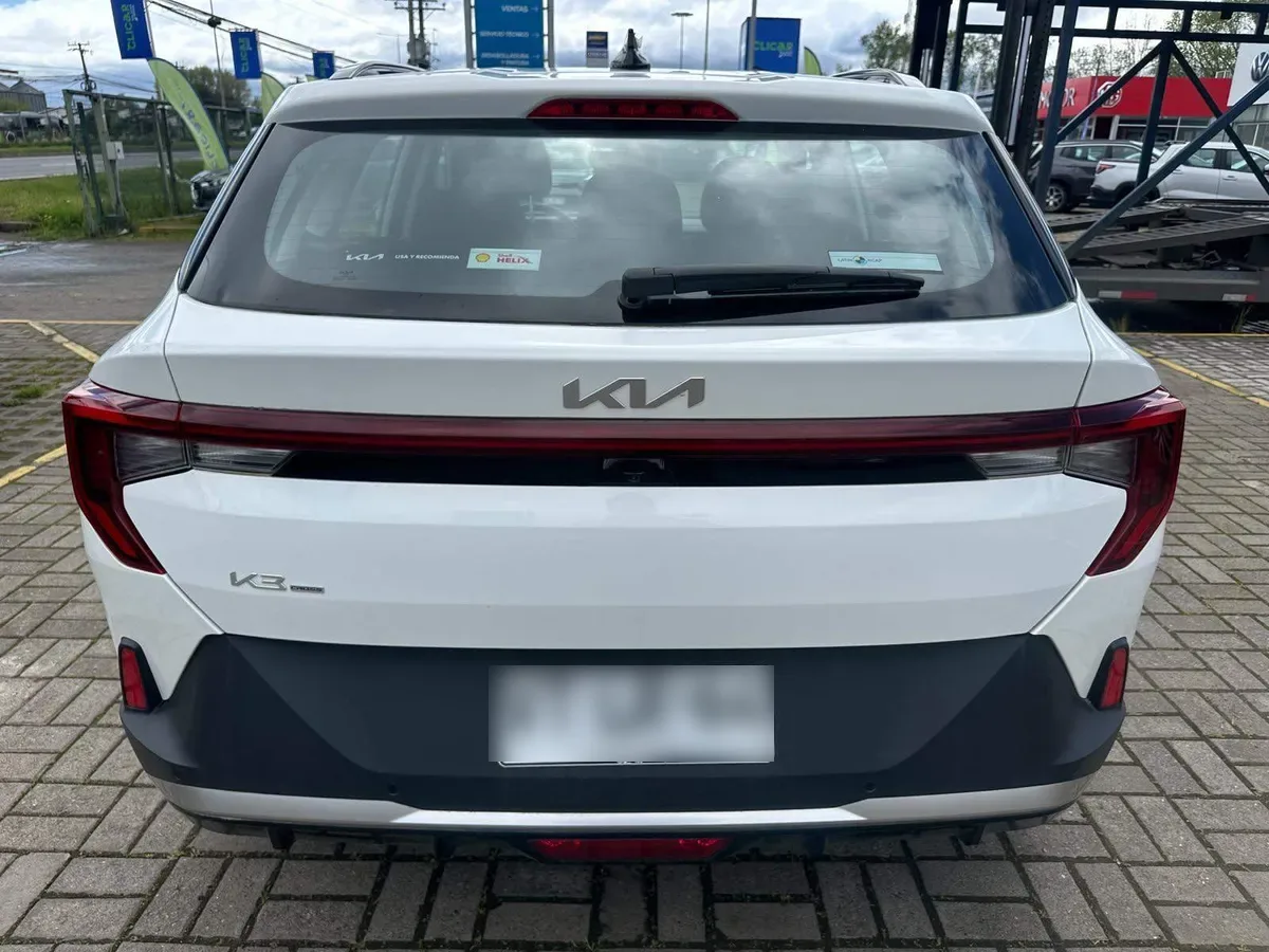 Kia K3 Cross 1.6 Ex Full 4x2 Mt 5p año 2026