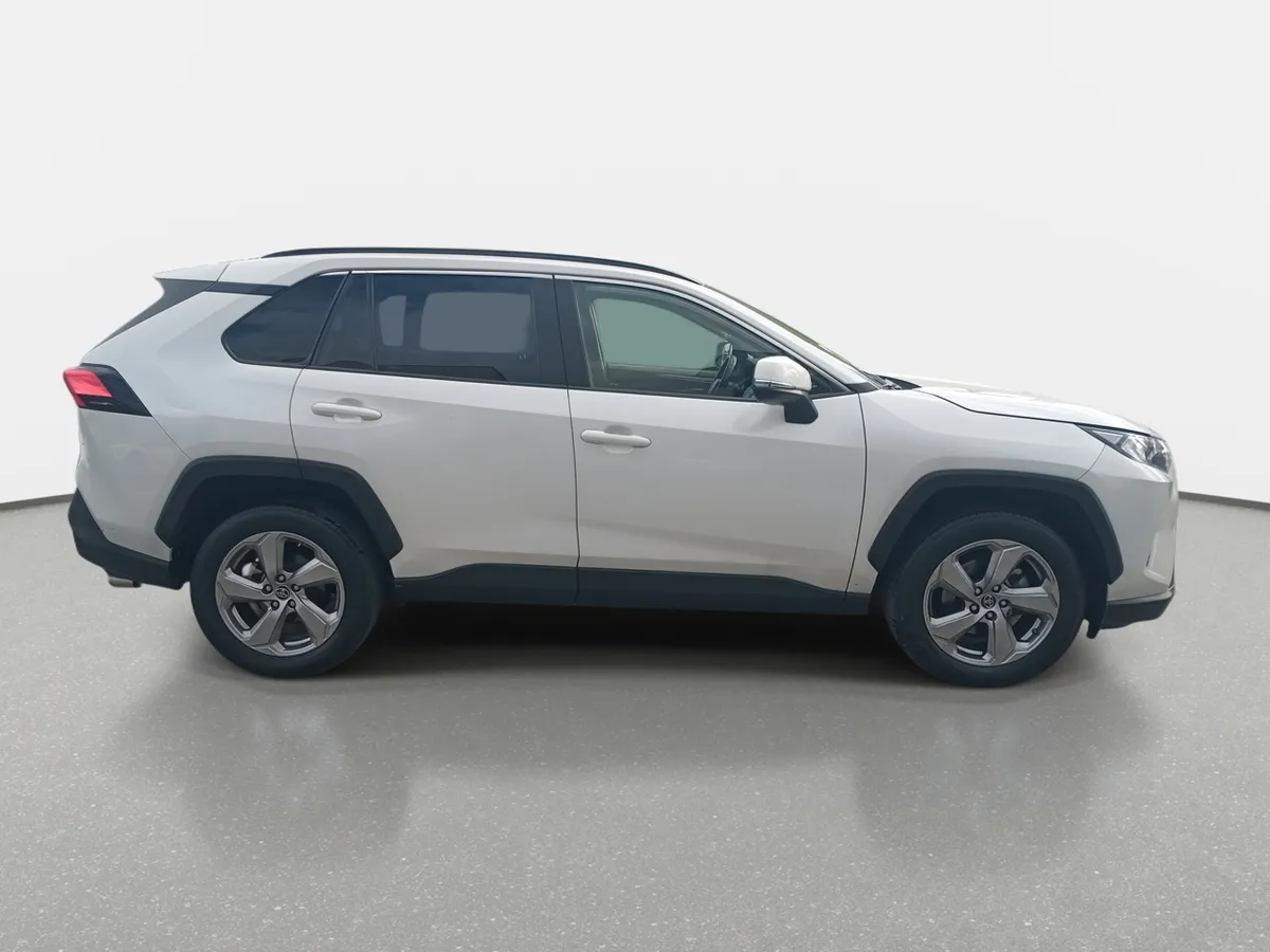 Toyota Rav 4 2.0 Xle 4x2 Cvt At 5p año 2020