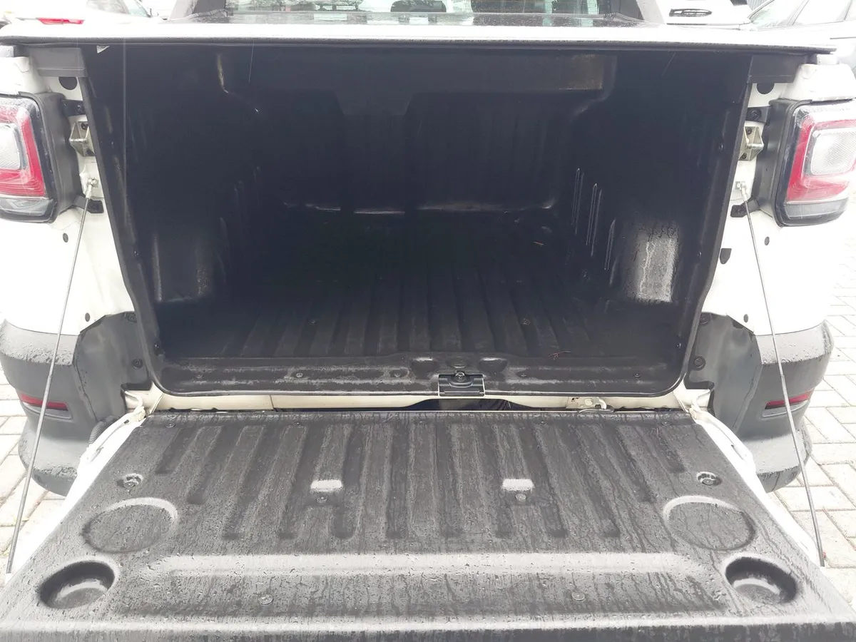 Ram 700 1.4 Bighorn 4x2 Dob. Cab. Mt 4p año 2024