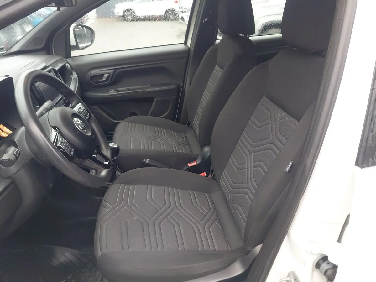 Ram 700 1.4 Bighorn 4x2 Dob. Cab. Mt 4p año 2024