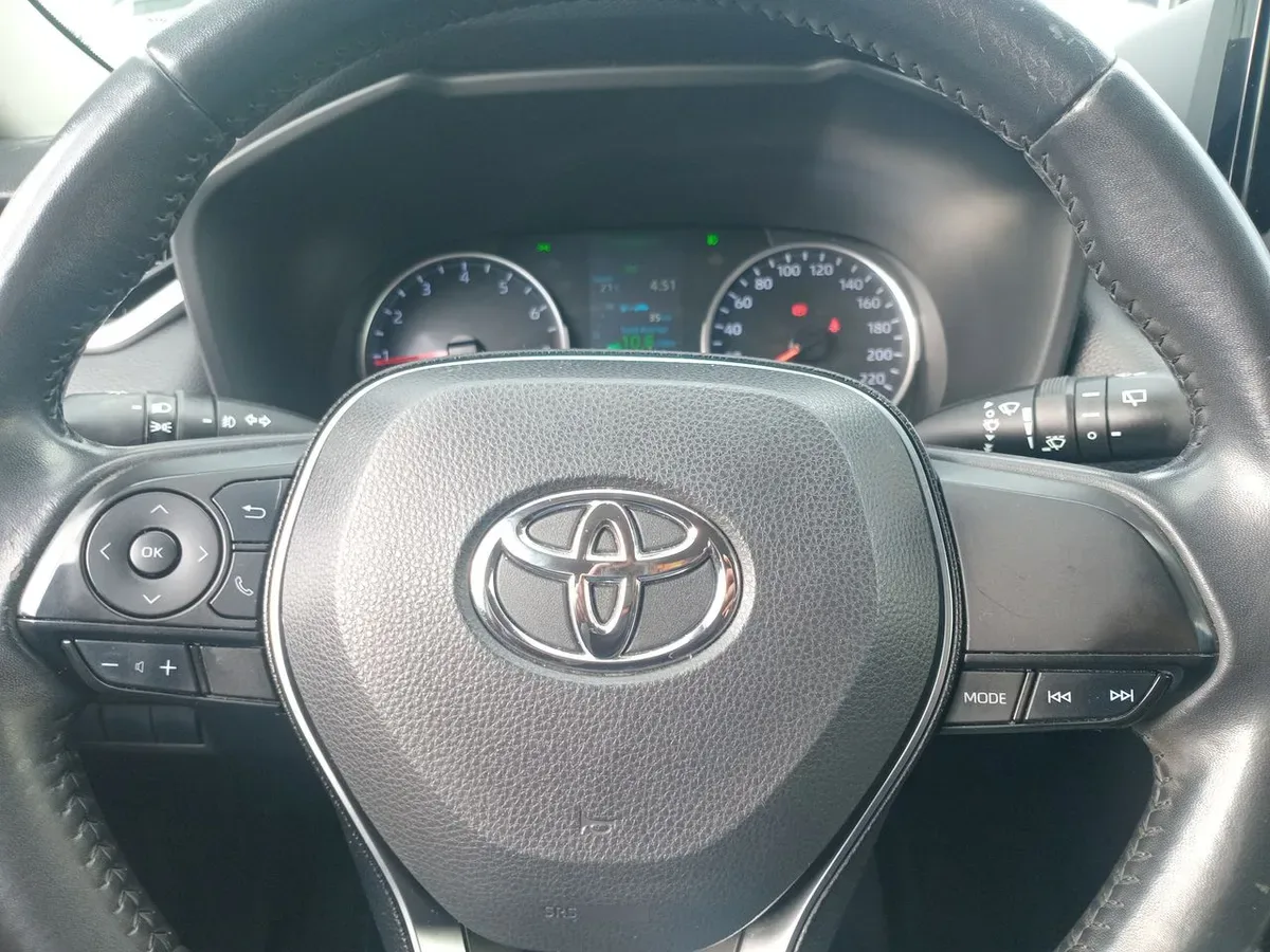 Toyota Rav 4 2.0 Xle 4x2 Cvt At 5p año 2020