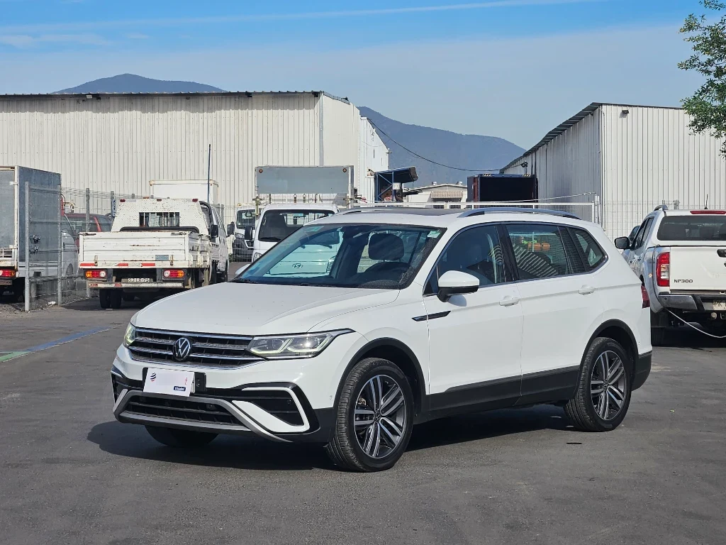 Volkswagen Tiguan Tsi Highline At 150hp año 2023