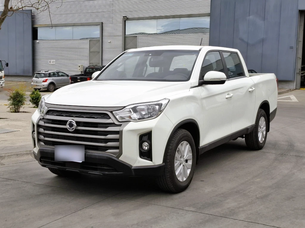 Ssangyong Grand Musso Grand Musso 2.2 4x2 Mt Full-Ql612 año 2023