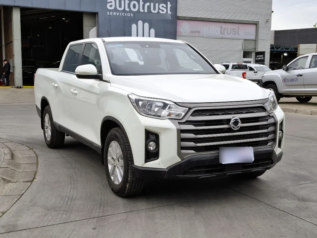 Ssangyong Grand Musso Grand Musso 2.2 4x2 Mt Full-Ql612 año 2023