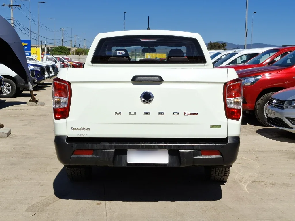 Ssangyong Grand Musso Grand Musso 2.2 4x2 Mt Full-Ql610 año 2023