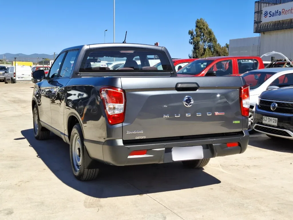 Ssangyong Grand Musso Grand Musso 2.2 4x2 Mt Full-Ql610 año 2023