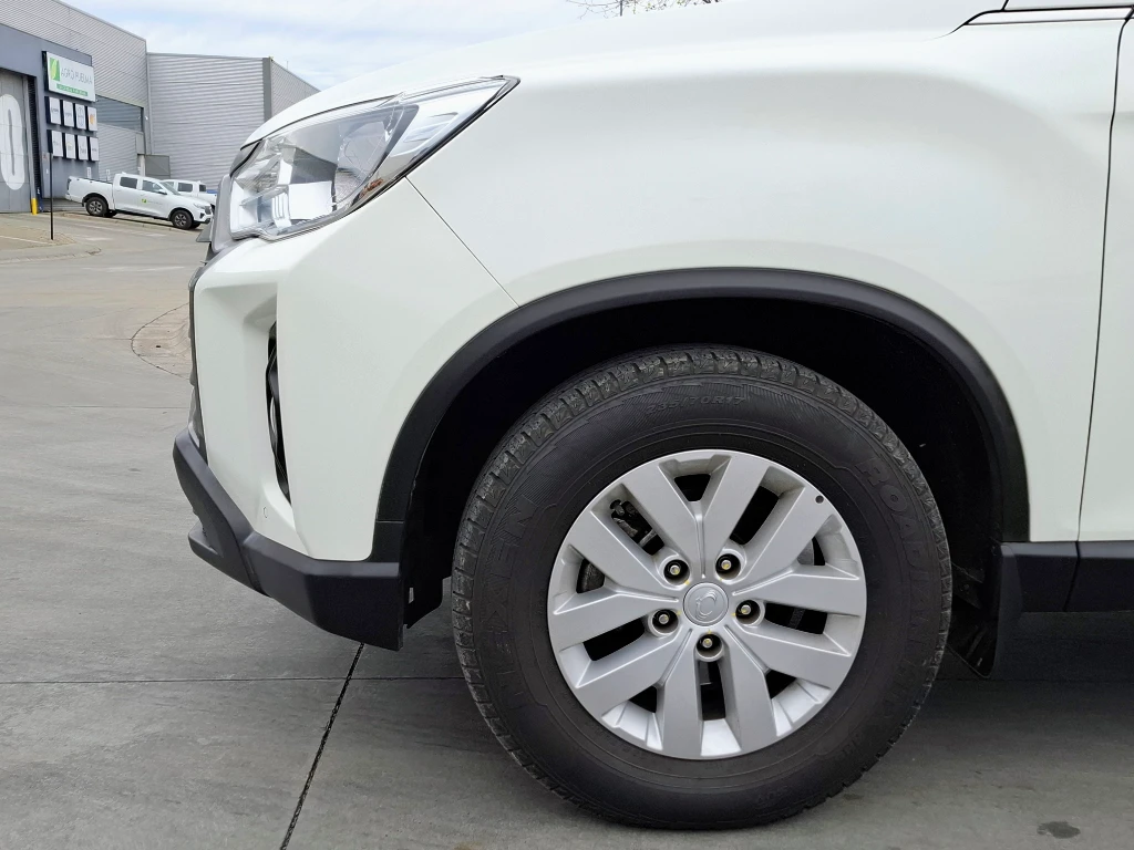Ssangyong Grand Musso Grand Musso 2.2 4x2 Mt Full-Ql612 año 2023