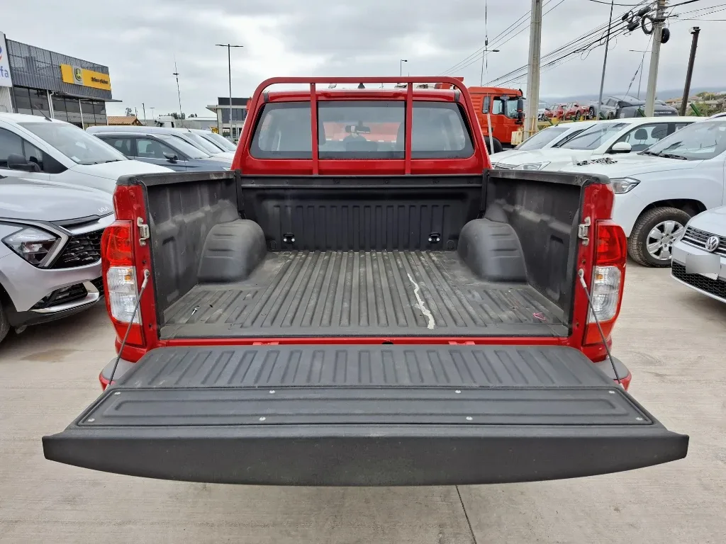 Nissan Navara Navara Dc 4x4 2.3 Tdi Se año 2023