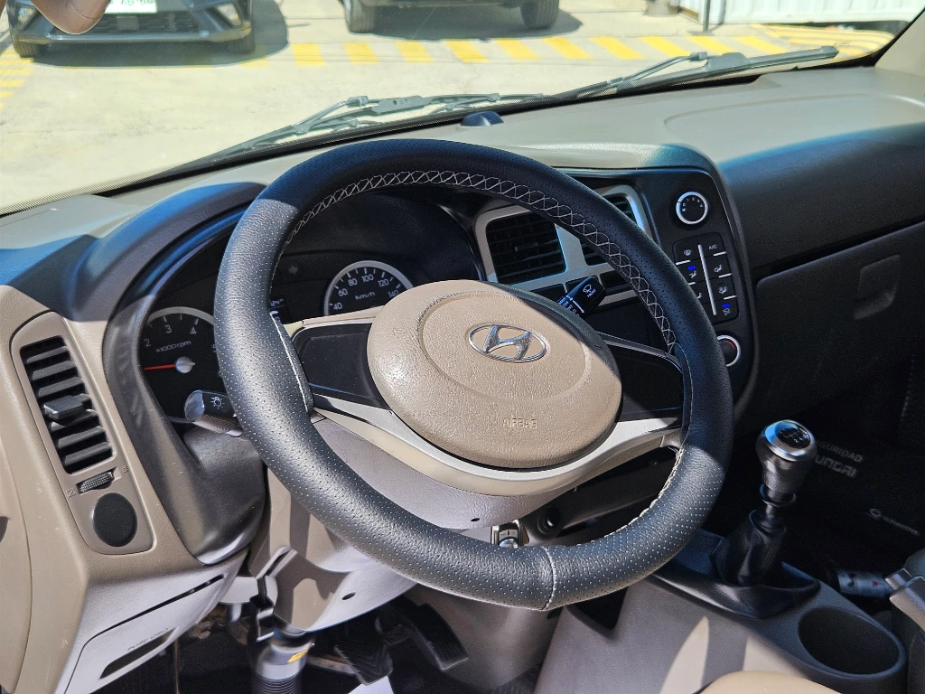 Hyundai Porter Porter C/s 2.5 Diesel C/aire año 2022